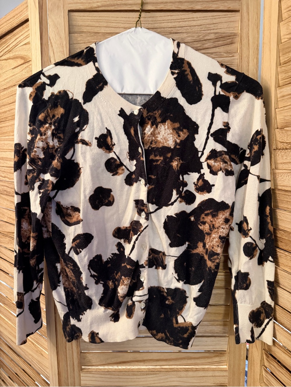 J. Crew Women's Cream Floral Button-Front Cardigan Size M
